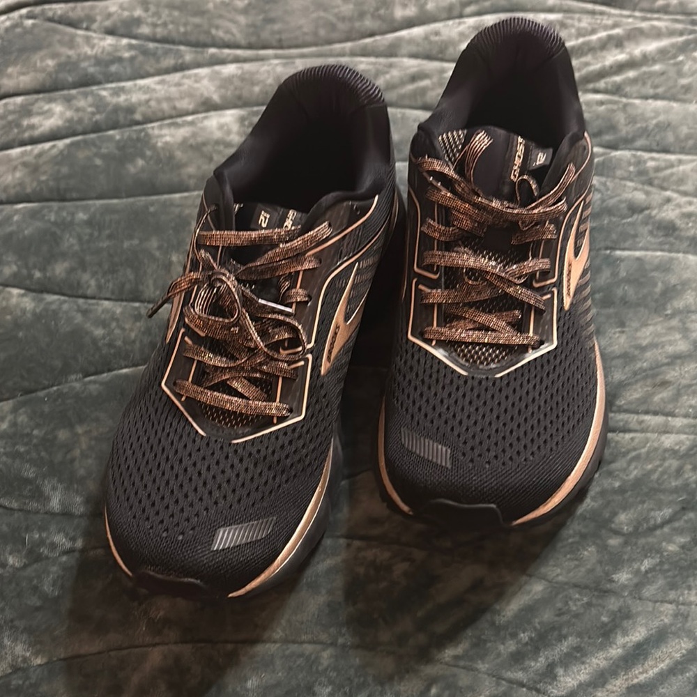 Brooks Black and Gold Athletic Shoes for Performance